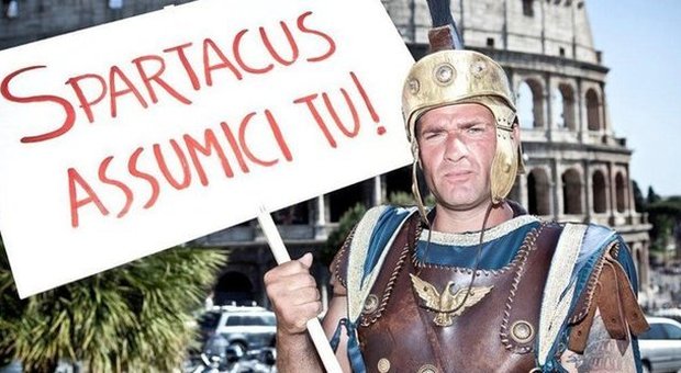 Roma, stop del commissario Tronca a centurioni e risciò. "Tutelare la sicurezza urbana"