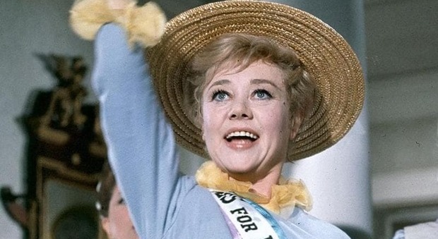 Glynis Johns, morta l'attrice che interpretava Mrs. Banks in Mary Poppins: aveva 100 anni
