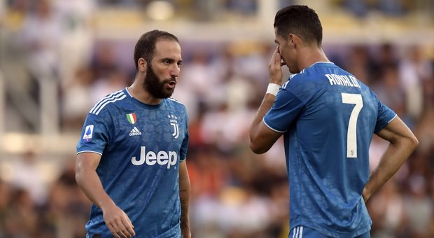 Parma-Juventus, i voti: Sepe ipnotizza Ronaldo, Douglas Costa macina chilometri