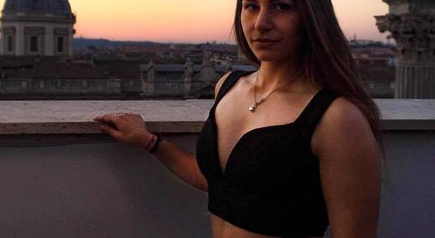 immagine Deborah Sciacquatori, la 19enne che ha ucciso il padre violento dopo lite