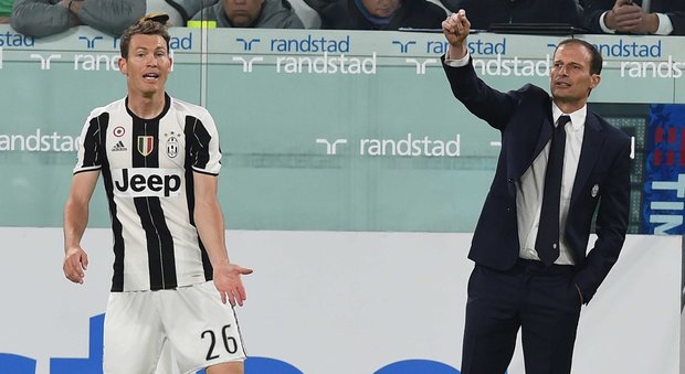 Juventus, Allegri: «Punto importante che ci avvicina al traguardo»