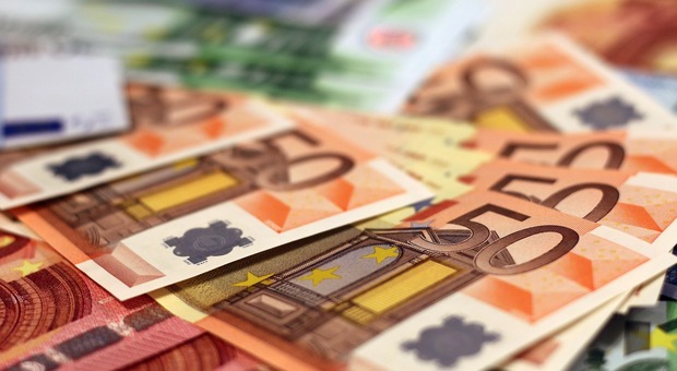 L'imprenditrice cinese scoperta con 500mila euro in contanti nella borsa (Foto di moerschy da Pixabay)