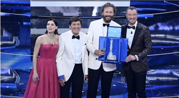 Sanremo 2022, serata Cover: Gianni Morandi e Jovanotti vincono la quarta puntata. Maria Chiara Giannetta promossa