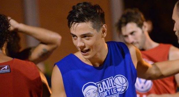 Andrea Di Santo, 18 anni di Latina, rivelazione con il team del Sabotino Basket