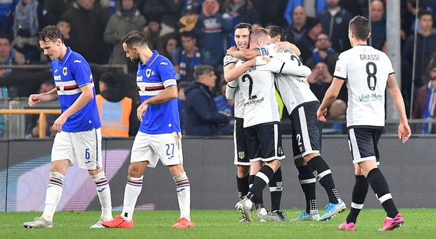 Il Parma inguaia la Samp, Ranieri è a -1 dalla retrocessione