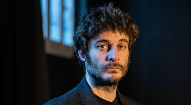 Lino Guanciale, chi è l'attore stasera a Sanremo: da "L'Allieva" fino alla nuova serie remake di "This is Us"