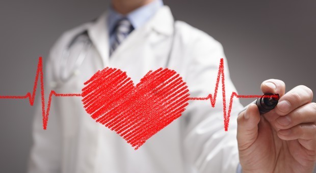 Estate, cuore in affanno: ecco i 5 consigli del cardiologo per evitare rischi
