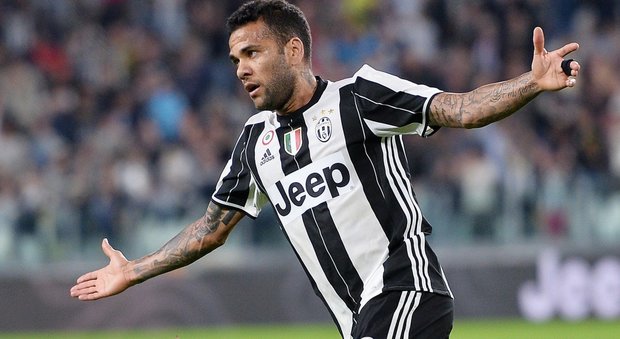 Juventus, è ufficiale: Dani Alves ha risolto il contratto con la società bianconera