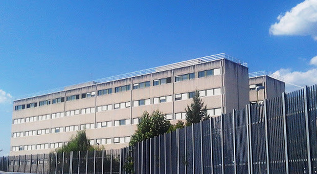 Coronavirus, cluster nel carcere di Sulmona: il sindaco chiede ospedale da campo
