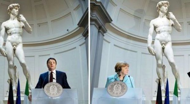 Merkel a Firenze promuove Renzi: «Grazie alle riforme le imprese tedesche assumeranno in Italia»