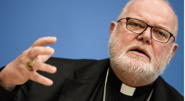 Vaticano, il cardinale Marx avverte: «È ora di aprire alle donne diacono»