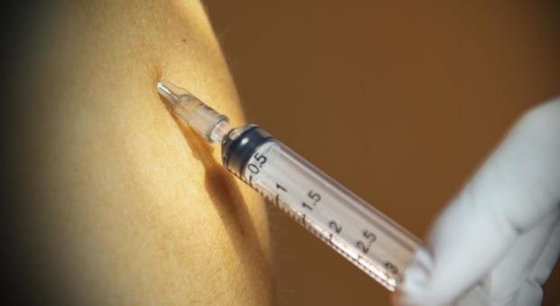 Vaccini e farmaci, 30mila segnalazioni, il 71% non sono gravi