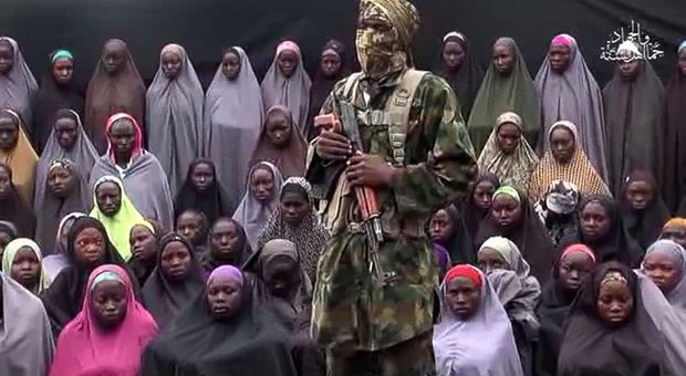 Nigeria, liberate 82 studentesse rapite e ridotte in schiavitù dagli integralisti islamici Boko Haram