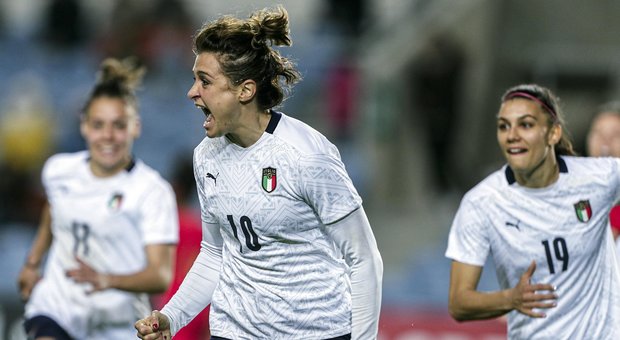 La Nazionale femminile di calcio rinuncia alla finale dell'Algarve Cup per tornare in Italia