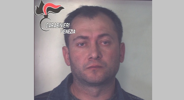 Veacelsav Fialcovschi, arrestato nel cantiere in cui con altri complici voleva rubare il gasolio
