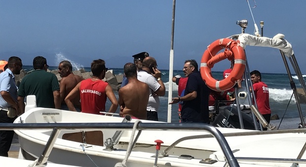 Tragedia del mare in Cilento: turista muore per salvare le figlie