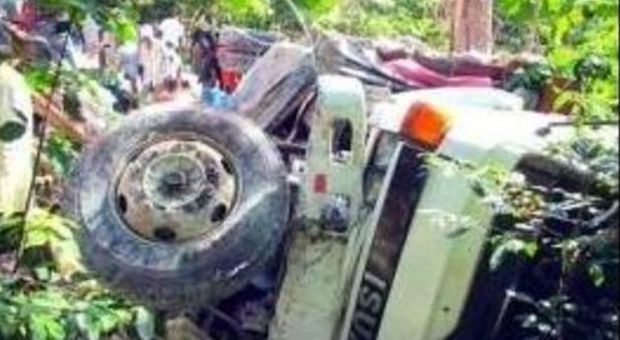 Haiti, bus precipita in un burrone: 23 morti e 13 feriti