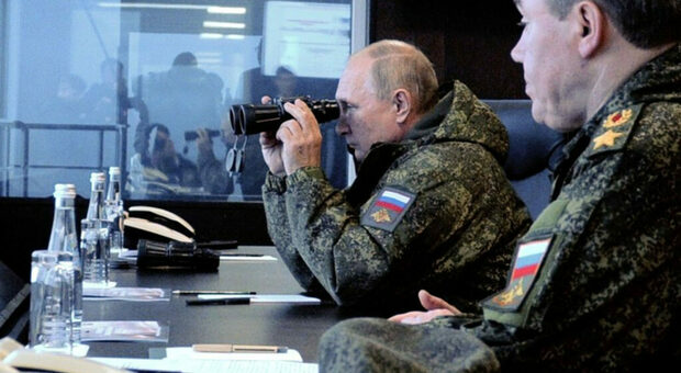 Missili Sarmat e Kinzhal, caccia e armi tattiche: i test nucleari "Grom" di Putin (che ha avvisato gli Usa)