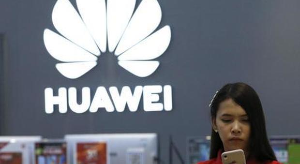 5G, dalla Gran Bretagna via libera a Huawei: "delusione" degli Stati Uniti
