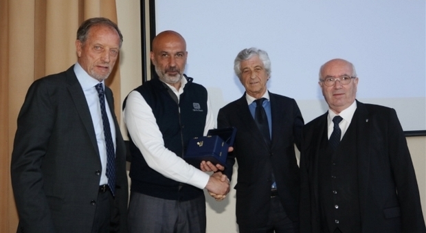 Pirozzi con Ulivieri, Rivera e Tavecchio (foto Figc)