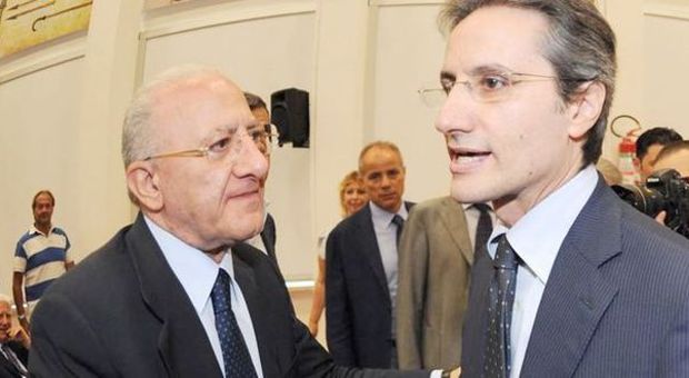 Caldoro: «Ora cambiare la legge Severino, per De Luca e Berlusconi»