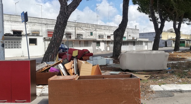 Brindisi, tempo scaduto per lasciare Parco Bove: baracche libere da oggi