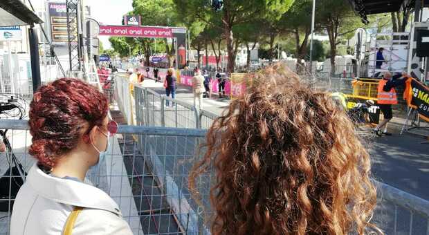 Occhi puntati sul traguardo: arriva il Giro d'Italia, volata finale a Brindisi