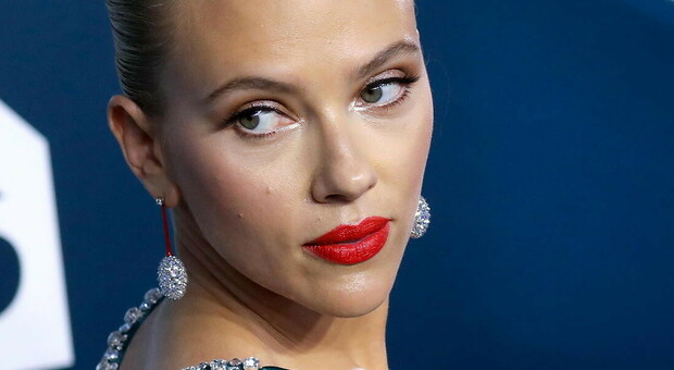Scarlett Johansson lancia marchio beauty