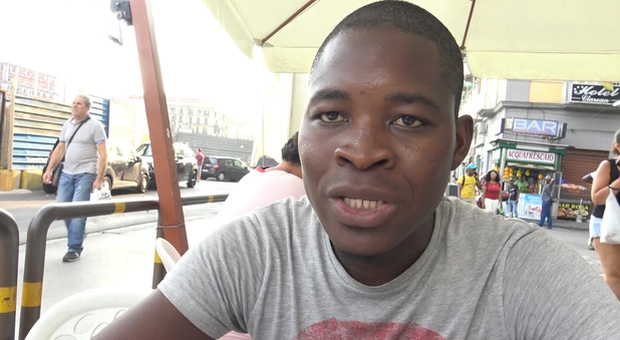 Il viaggio «al contrario» di Ibrahim: «In Africa per dire ai miei fratelli di non venire in Italia»