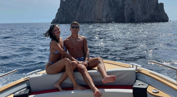Dybala alla fine sceglie Napoli: ma solo per un weekend a Capri