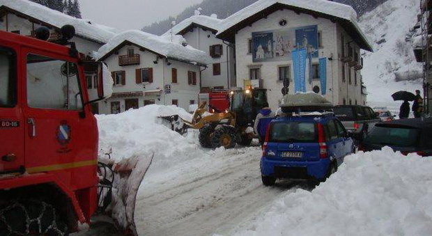Nevica in Veneto sulle Dolomiti e le Prealpi. Pericolo valanghe