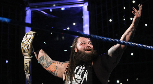 Morto Bray Wyatt, il wrestler ha avuto un infarto a 36 anni: la WWE omaggia Windham Lawrence Rotunda