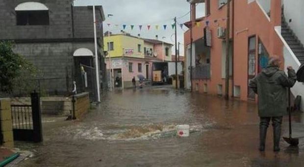 Maltempo in Sardegna, abitazioni sgomberate per allagamenti, un ciclone in arrivo