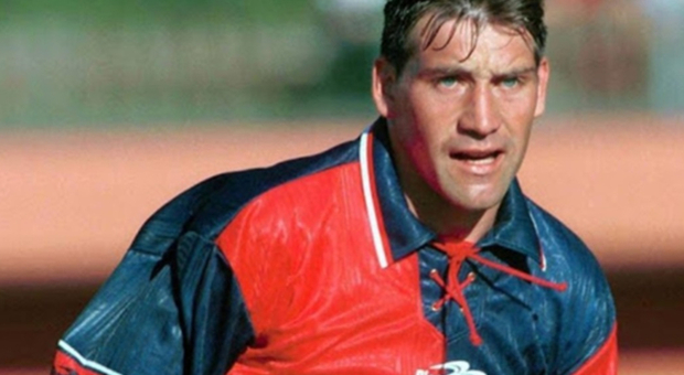 Fabian O'Neill, morto l'ex calciatore del Cagliari: aveva 49 anni