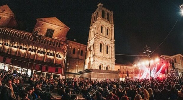 Ferrara, torna il Summer Festival: palco raddoppiato e boom di prenotati