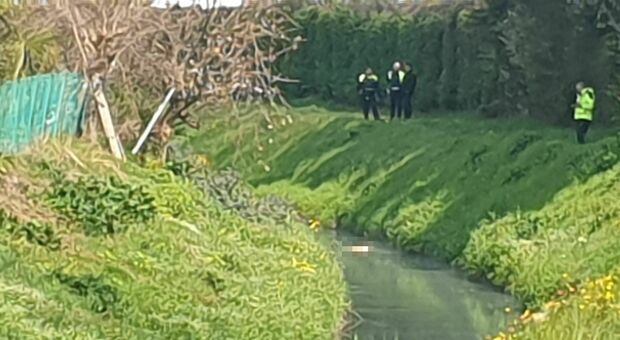 Il cadavere di una donna è stato trovato in un canale di scolo termale ad Abano