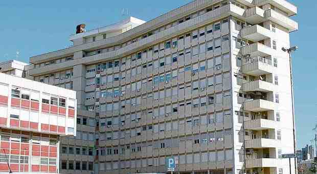 Puglia, indetti concorsi per l'assunzione di 1132 infermieri