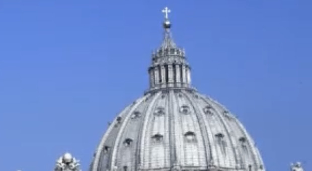 La cupola di San Pietro al buio per un'ora, il Vaticano aderisce alla iniziativa del Wwf contro il cambiamento climatico