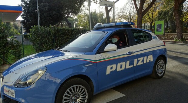 Trentenne ternano si appostava fuori dalle scuole a Roma arrestato per tentata violenza sessuale