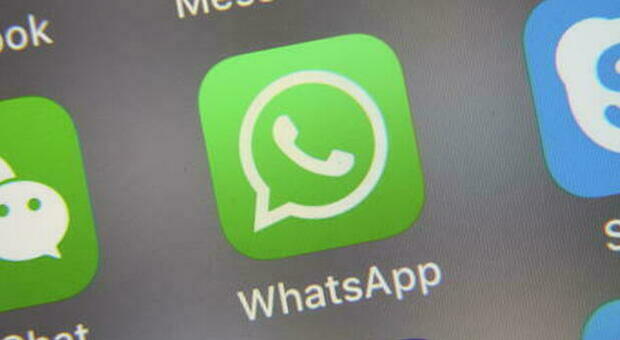 WhatsApp rinvia di tre mesi le nuove regole. C'è tempo fino a maggio