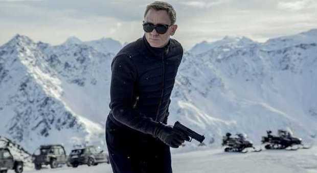 Daniel Craig in azione nel film Spectre, ultimo episodio della saga di 007