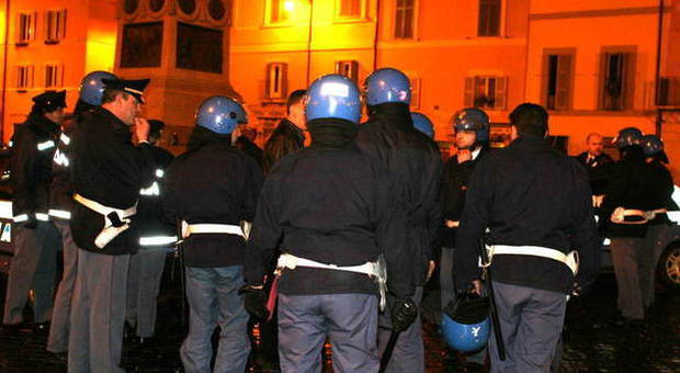 Cremona, scontri tra autonomi e Casapound: grave militante antagonista