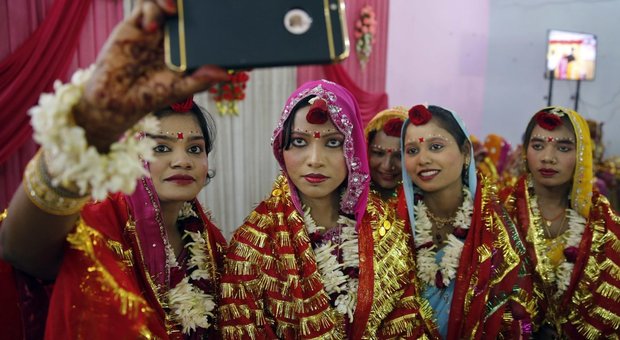India, la Corte Suprema ammette il libero accesso delle donne ai templi