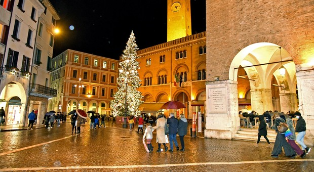 Natale a Treviso e nel trevigiano senza le lucine e le luminarie per risparmiare