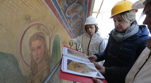 Santa Maria in Trastevere risplende tra angeli e santi: il restauro-evento