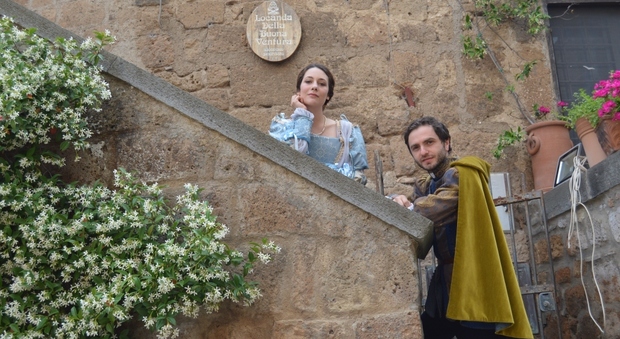Metti Romeo e Giulietta nei luoghi più belli della Campania | Foto