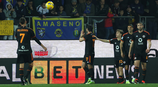Frosinone-Roma 0-3, le pagelle: Svilar miracoloso, Paredes sempre lucido. Mancini non tradisce