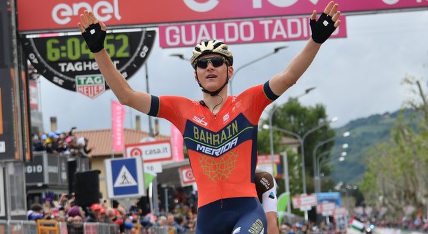 Giro d'Italia, vince Mohoric: Yates conserva la maglia rosa