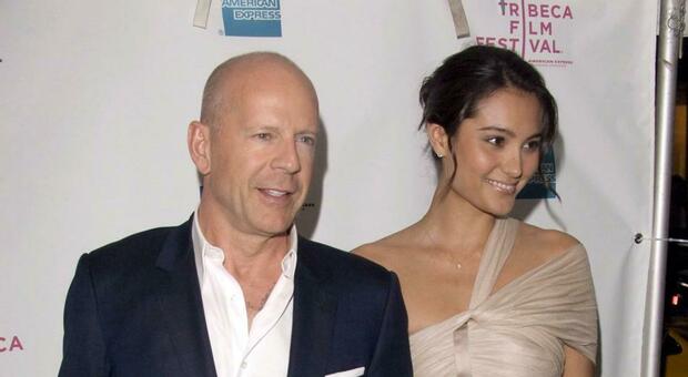 Il dramma di Bruce Willis e sua moglie: «La notizia della malattia è stata uno choc per lei»