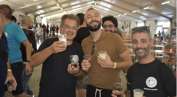 Expo della birra artigianale a Pregaziol: oltre 60 spine diverse, cibo e buona musica